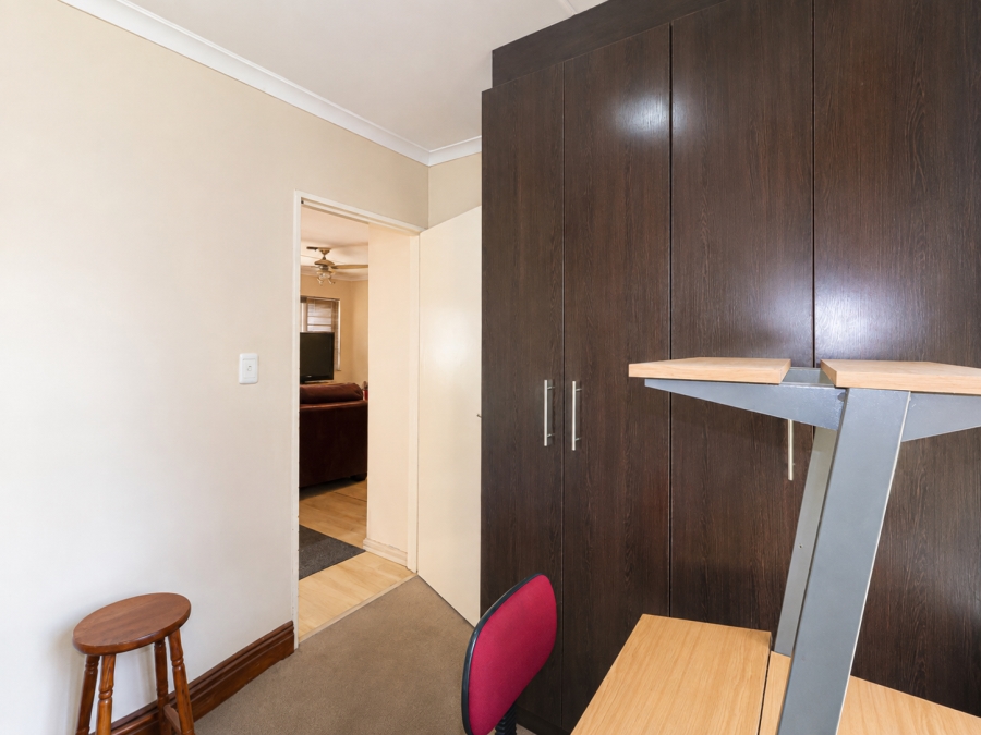 2 Bedroom Property for Sale in Buh Rein Estate Western Cape